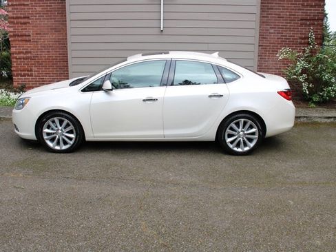 Used 2014 Buick Verano Leather FWD image 12