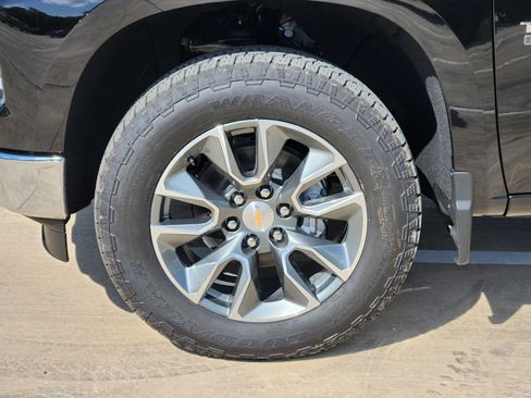 New 2026 Chevrolet Silverado 1500 LT w/ Texas Edition Plus AWD/4WD image 11