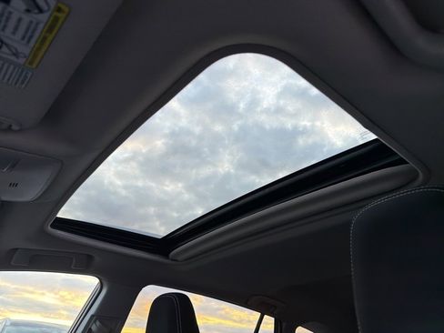 Used 2016 Toyota RAV4 XLE image 11