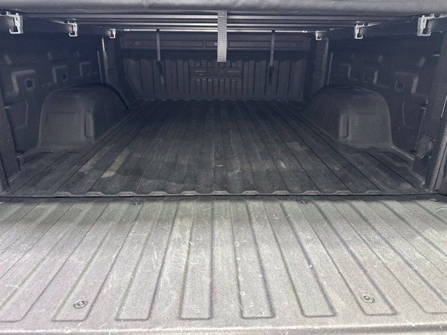 Used 2021 GMC Sierra 1500 4x4 Crew Cab w/ Sierra Value Package image 25
