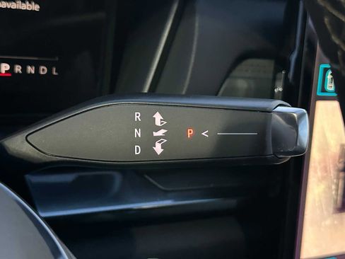 New 2026 GMC Terrain AT4 w/ Convenience Package III image 36