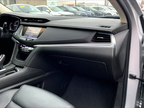 Used 2018 Cadillac XT5 Luxury w/ Driver Awareness Package image 16