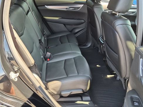 Certified 2024 Cadillac XT6 Luxury AWD/4WD image 26