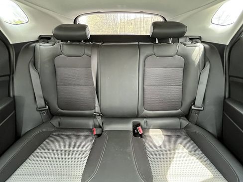 Certified 2024 Chevrolet Trax LT w/ Sunroof Package image 18