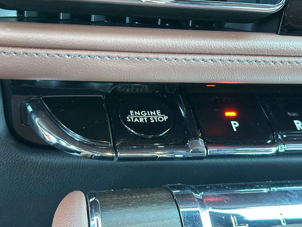 New 2027 Lincoln Aviator Reserve AWD/4WD image 11