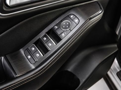 Used 2023 Nissan Rogue Platinum w/ Platinum Premium Package image 50