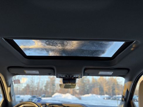 Used 2024 GMC Sierra 2500 Denali w/ Technology Package image 23