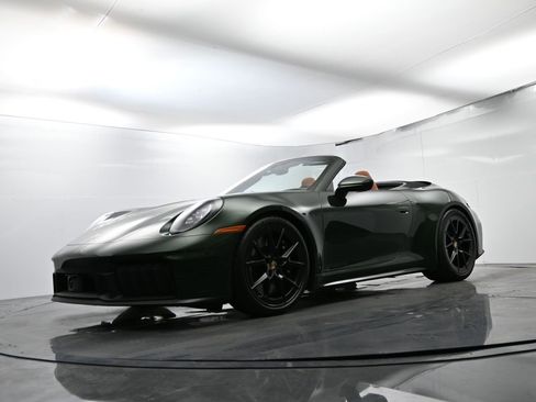 Certified 2026 Porsche 911 Carrera GTS image 57