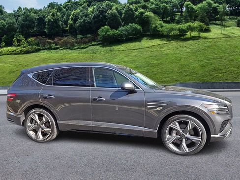 Used 2025 Genesis GV80 3.5T Prestige image 9