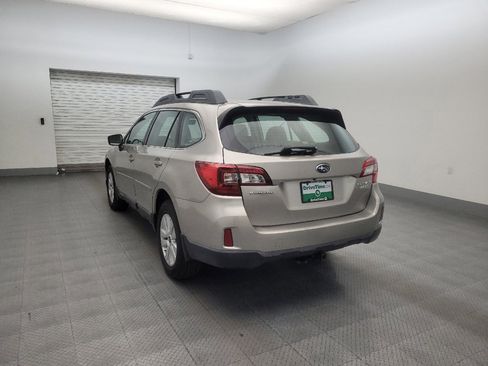 Used 2017 Subaru Outback 2.5i AWD/4WD image 5