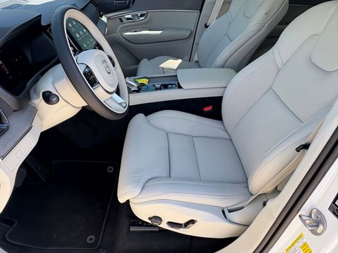 New 2026 Volvo XC90 B6 Ultra w/ Protection Package Premier image 18