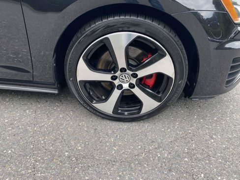 Used 2017 Volkswagen GTI S FWD image 29