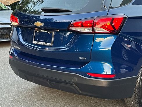 Used 2022 Chevrolet Equinox LS image 5