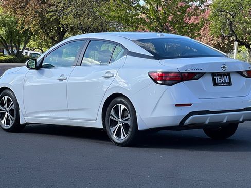 Used 2023 Nissan Sentra SV image 6