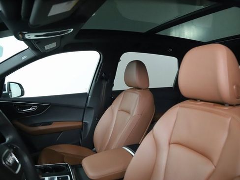 Used 2023 Audi Q7 2.0T Premium w/ Towing Package image 18