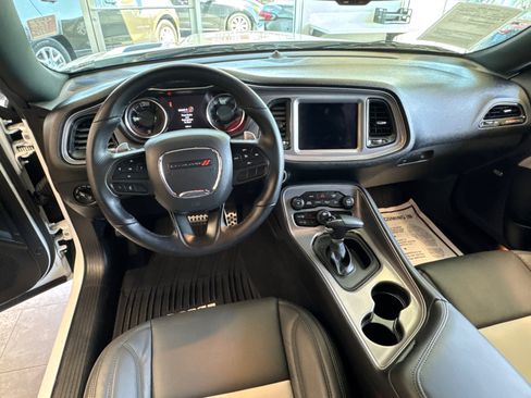 Used 2023 Dodge Challenger R/T Scat Pack RWD image 7