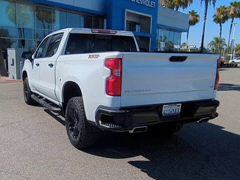Used 2024 Chevrolet Silverado 1500 LT Trail Boss w/ Convenience Package II AWD/4WD image 6