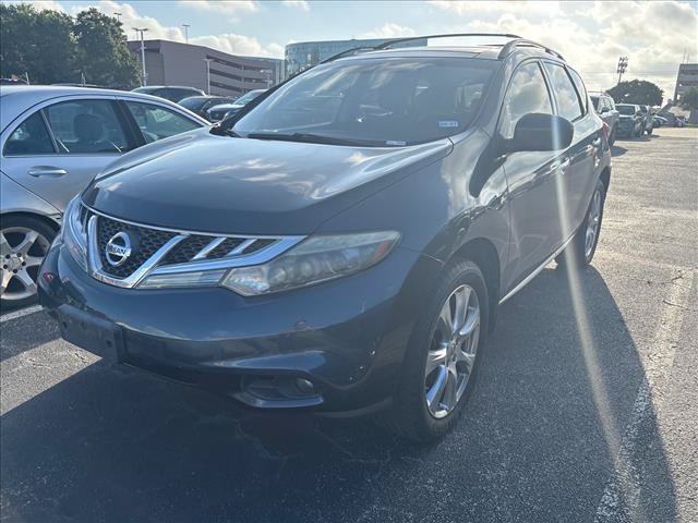 Used 2013 Nissan Murano LE w/ Platinum Pkg FWD image 2