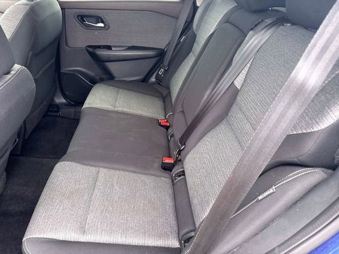 Used 2021 Nissan Rogue SV AWD/4WD image 14