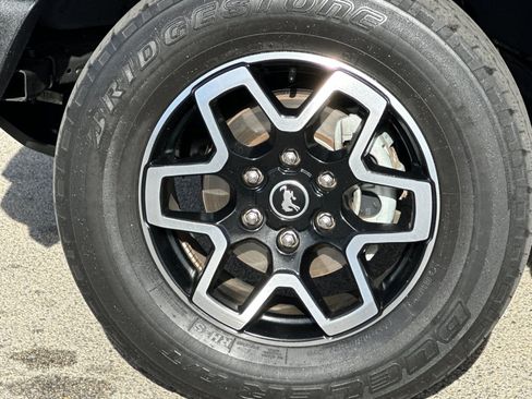 Used 2022 Ford Bronco Outer Banks image 33