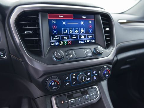 Used 2023 GMC Acadia AT4 image 21