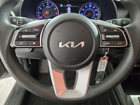 Used 2024 Kia Forte LXS image 26