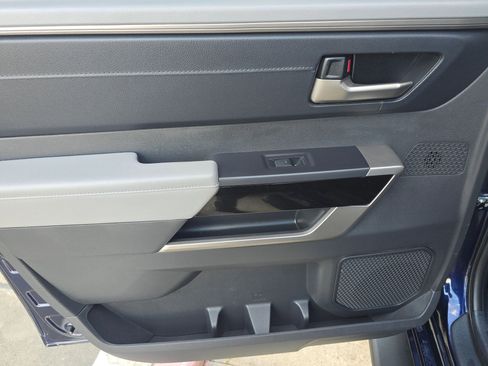 Used 2025 Toyota Tundra Limited w/ Power Package image 27