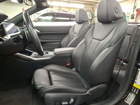 Used 2023 BMW 430i xDrive Convertible w/ Convenience Package image 9