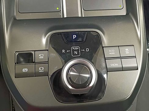 Certified 2026 Toyota C-HR AWD/4WD image 22