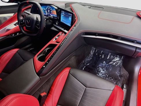 Used 2024 Chevrolet Corvette Stingray Preferred Cpe w/ LPO, Roadside Safety Package RWD image 12