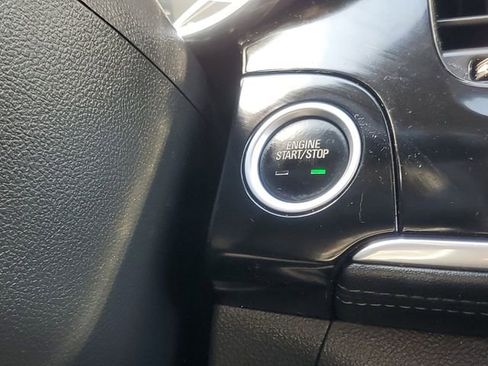 Used 2019 Buick Encore Preferred AWD/4WD image 21