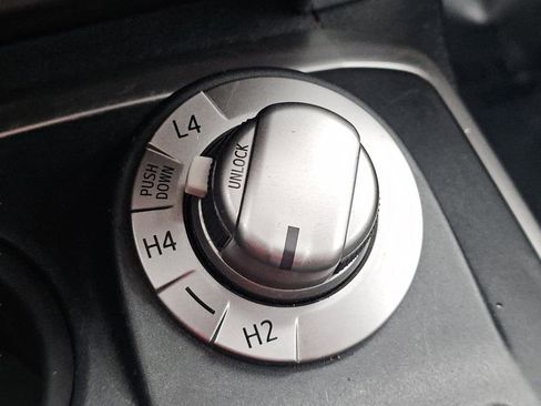 Used 2018 Toyota 4Runner SR5 image 9