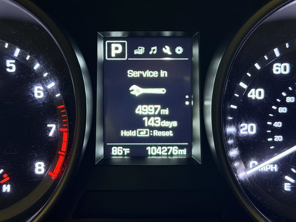 Used 2017 Hyundai Santa Fe SE AWD/4WD image 13