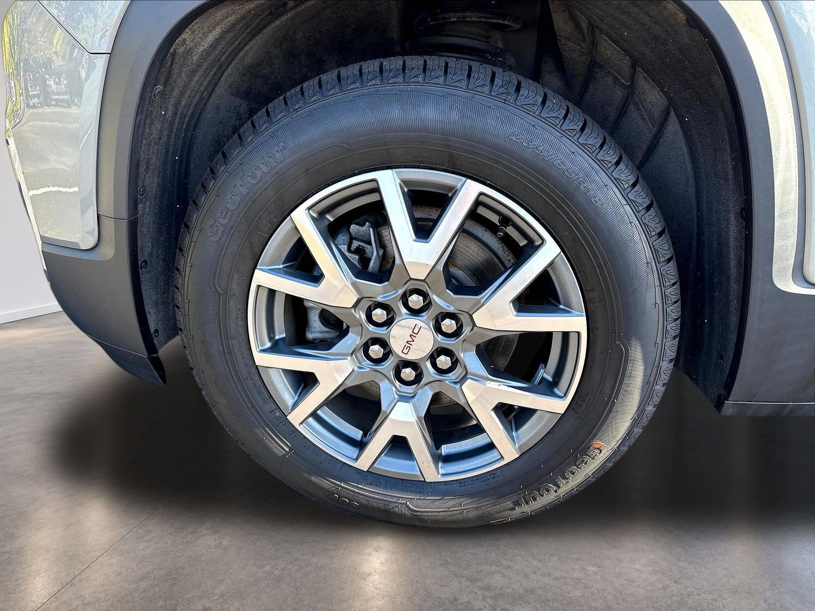 Used 2023 GMC Acadia SLT w/ Preferred Package AWD/4WD image 37