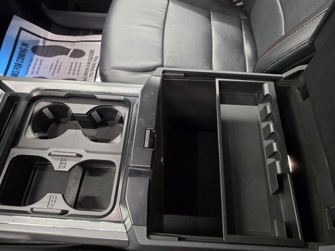 Used 2023 Ford F350 Lariat image 29