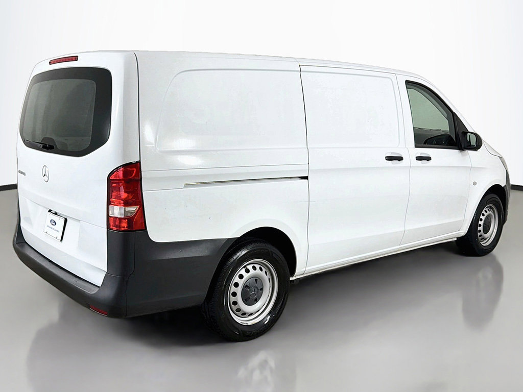 Used 2022 Mercedes-Benz Metris image 6