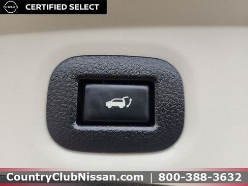 Certified 2019 Nissan Rogue SV w/ Premium Package AWD/4WD image 28