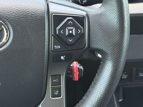 Used 2021 Toyota Tacoma TRD Sport w/ Technology Package RWD image 15