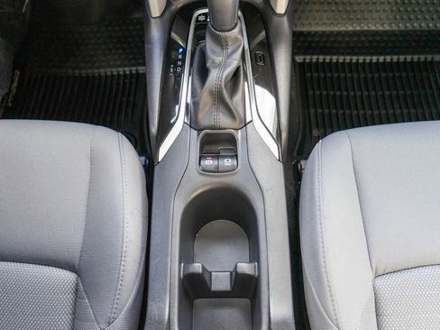 Used 2024 Toyota Corolla Cross SE w/ Moonroof Package image 25