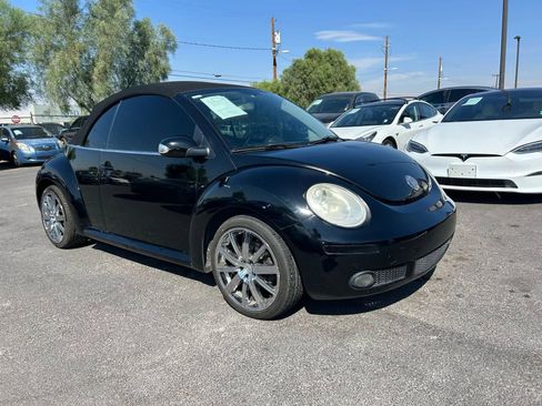 Used 2007 Volkswagen Beetle Convertible w/ Package 2 image 3
