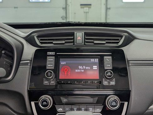 Used 2018 Honda CR-V LX image 18