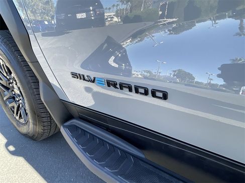Used 2026 Chevrolet Silverado EV LT image 18