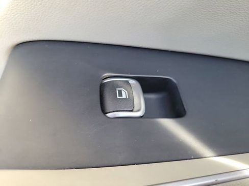 Used 2021 Kia Sorento EX w/ Panoramic Sunroof Package image 18