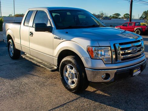Used 2010 Ford F150 XLT image 8