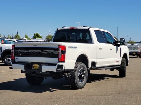 New 2026 Ford F350 Platinum w/ Tremor Off-Road Package AWD/4WD image 4