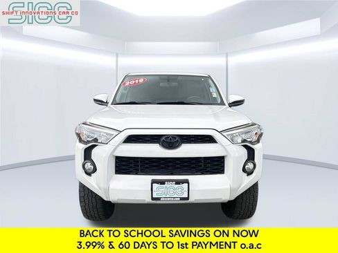 Used 2019 Toyota 4Runner SR5 AWD/4WD image 2