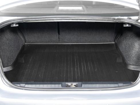 Used 2017 Subaru Legacy 2.5i Limited image 20