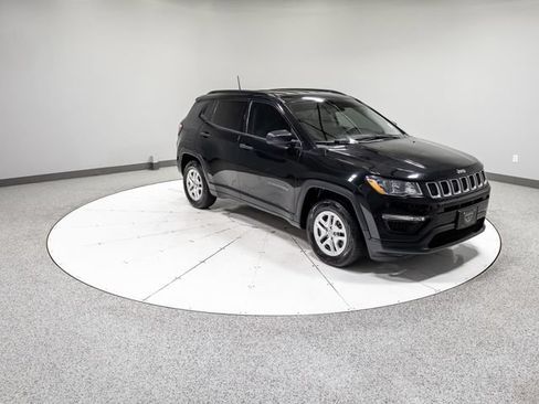 Used 2018 Jeep Compass Sport FWD image 26