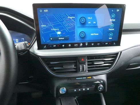 Certified 2025 Ford Escape Platinum AWD/4WD image 17