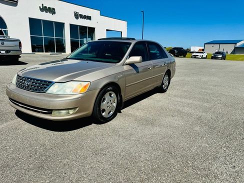 Used 2004 Toyota Avalon XL FWD image 2